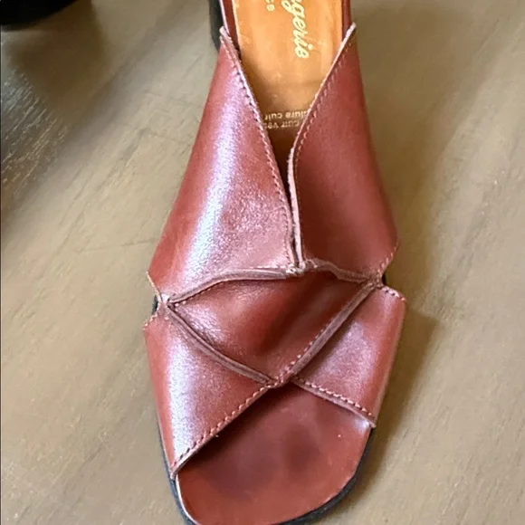 Robert Clergerie Burnt Brown Leather Knot-Detail Open-Toe Mule - Picture 4 of 7